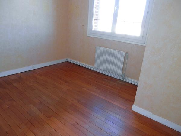 Ancien Corps de Ferme à 20 mn d'AMIENS-Sud & Hôpital (C.H.U)