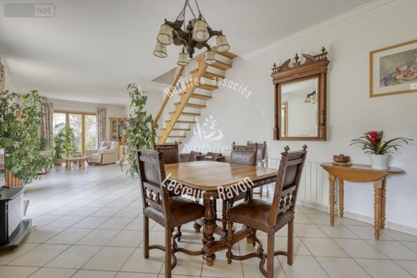 Immeuble à vendre à Maisons-Laffitte dans les Yvelines (78600), ref : 92076-120