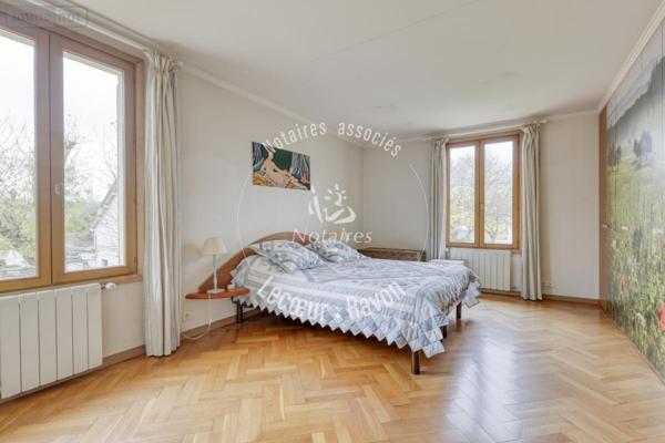 Immeuble à vendre à Maisons-Laffitte dans les Yvelines (78600), ref : 92076-120