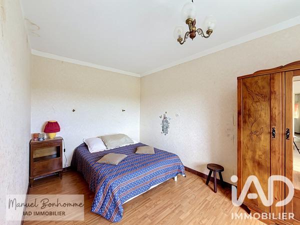 Maison à vendre 4 pièces 160 m² Saint-Hilaire-de-Lusignan