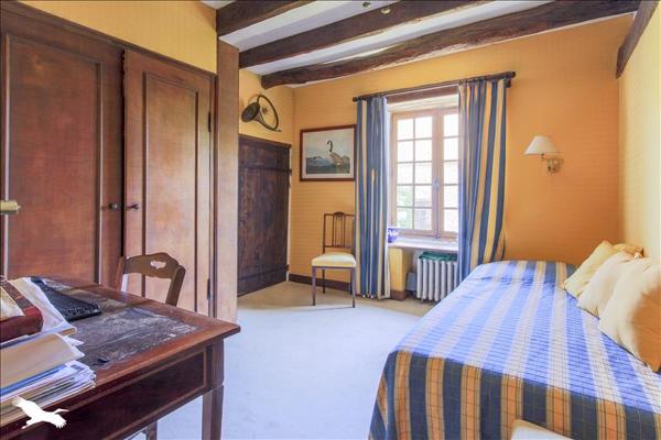 Maison à vendre |  Jumeauville |  8 pièces | 180 m²