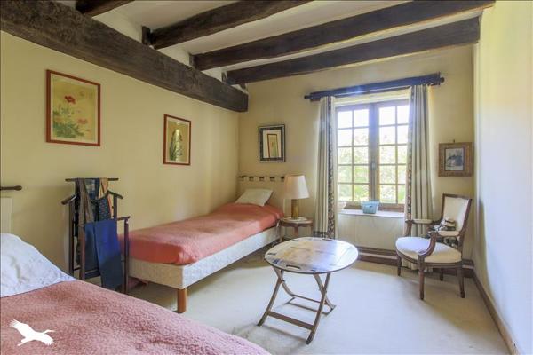 Maison à vendre |  Jumeauville |  8 pièces | 180 m²