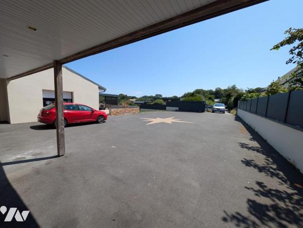 PLEUMEUR-BODOU – RARE : GRANDE MAISON PLAIN-PIED RÉCENTE AU CALME, PROCHE ÉCOLES ET COMMERCES