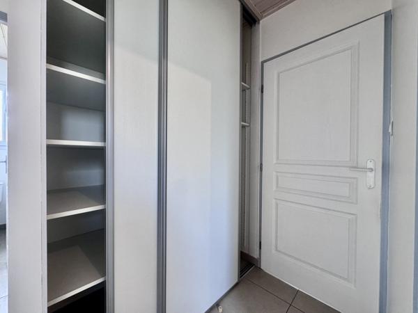 La Mothe-Achard (85150) Maison offrant 74 m2 habitables sur 608 m2 de terrain.