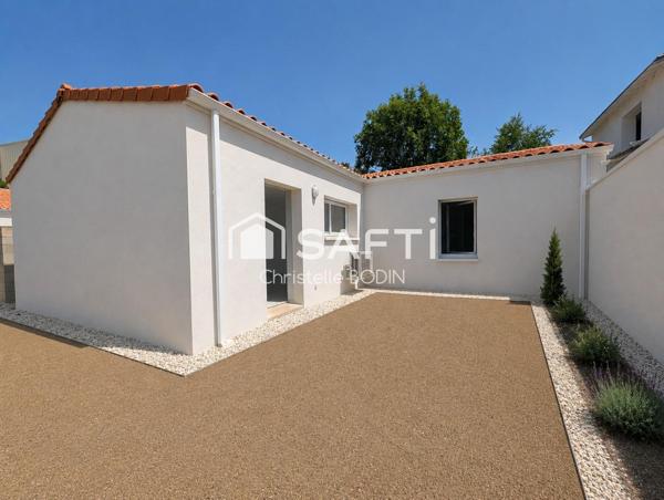 Maison neuve de plain-pied avec jardin  et stationnement centre ville d'Aytré