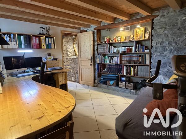 Maison à vendre 8 pièces 173 m² Saint-Julien-Mont-Denis