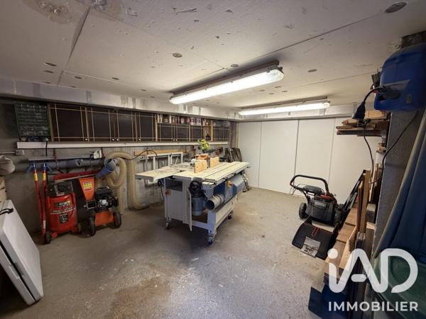 Maison à vendre 8 pièces 173 m² Saint-Julien-Mont-Denis