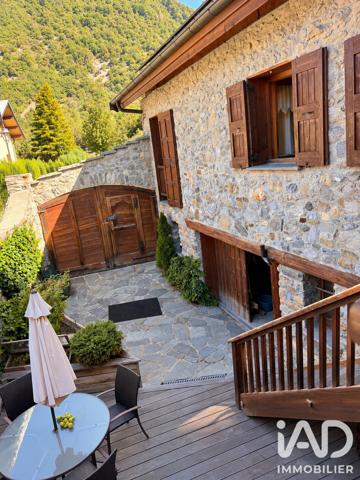 Maison à vendre 8 pièces 173 m² Saint-Julien-Mont-Denis