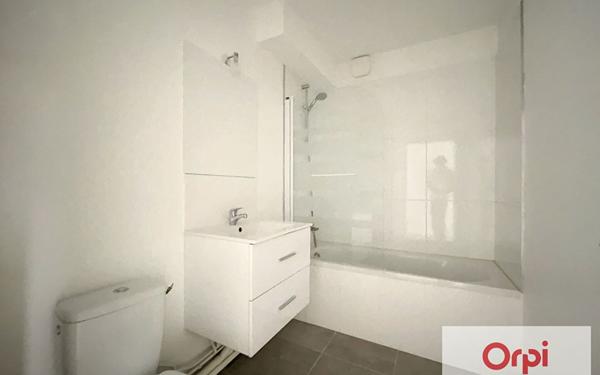 Appartement à louer    1 pièce • 28,05 m2 Montluçon