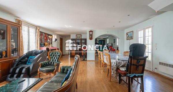 À vendre Maison 6 pièces 213 m² - Fontenay-sous-bois 94120