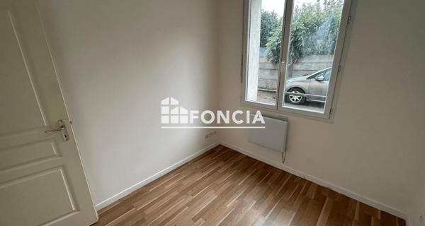 Location Studio 24.69 m² - Savigny-sur-orge 91600