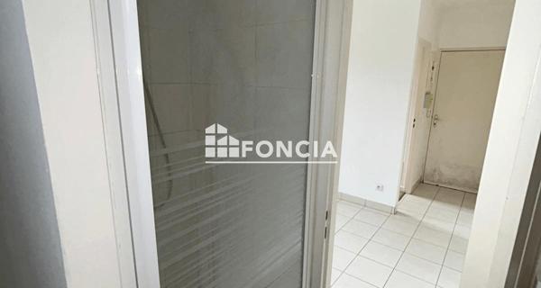 Location Studio 24.69 m² - Savigny-sur-orge 91600