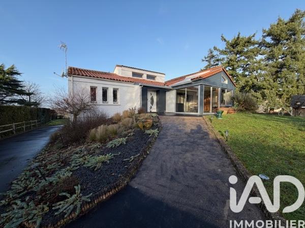 Maison à vendre 7 pièces 210 m² Thouars