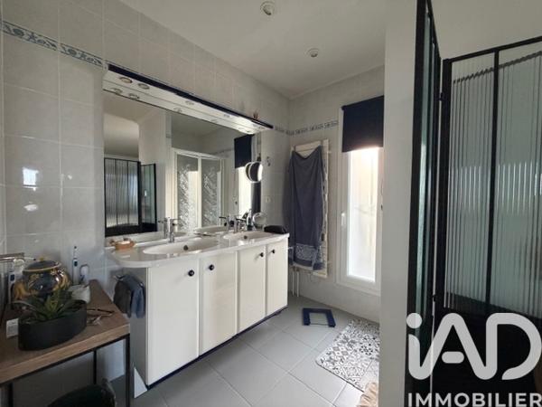 Maison à vendre 7 pièces 210 m² Thouars