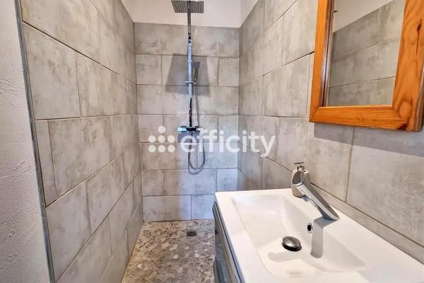 Local Commercial 11 pièces - 347 m²