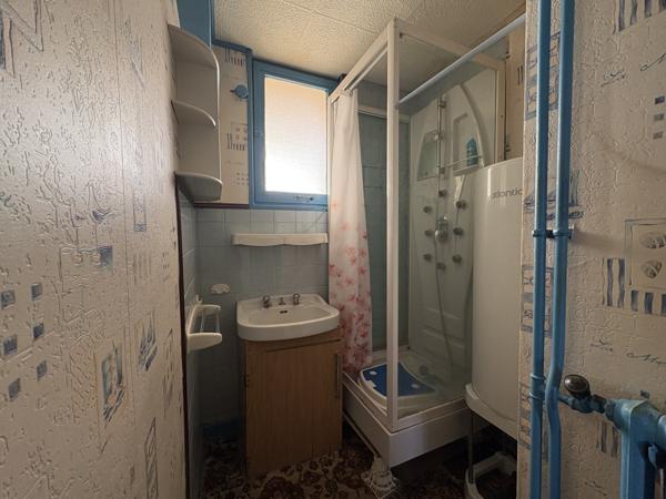 Appartement
         4 pièces
        - 72 m² Exclusivité 150 000 € *