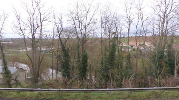 Dpt Deux Sèvres (79), à vendre AIRVAULT immeuble 4 LOTS Terrain 4573 m²