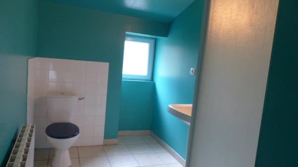 Dpt Deux Sèvres (79), à vendre AIRVAULT immeuble 4 LOTS Terrain 4573 m²