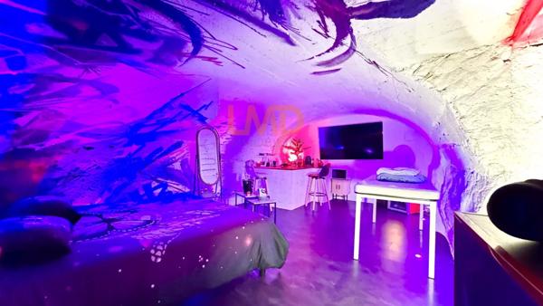 Love- Room à Corny-Sur-Moselle