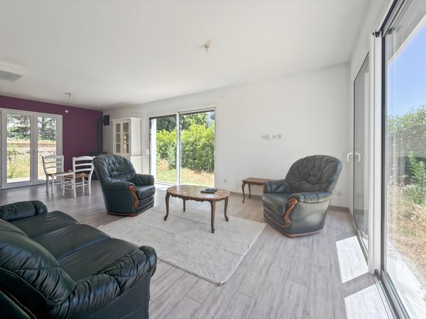 Trévoux - Maison familiale récente 4 chambres dont suite de plain pied