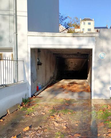 Maison bourgeoise de 178 m² garage et jardin, 4 chambres, Basse Indre