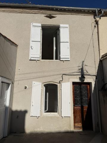 Maison 4 pièces à louer à Feugarolles - 88,67 m² avec jardin et garage
