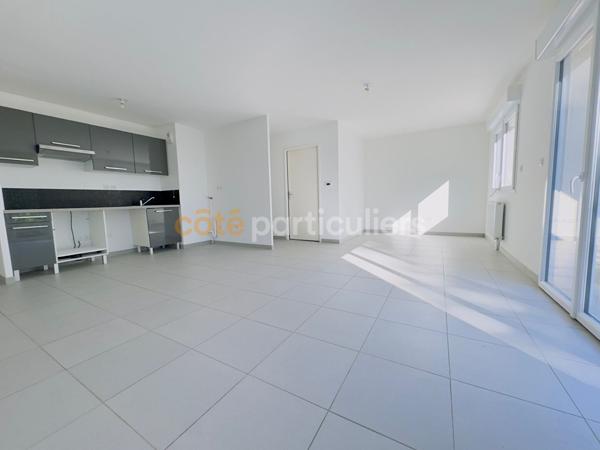 Vente
                Appartement67,8 m² - 3 Pièces -
                    ORLEANS (45000)