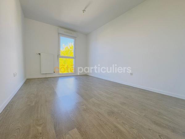 Vente
                Appartement67,8 m² - 3 Pièces -
                    ORLEANS (45000)