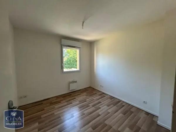 Maison à louer 4 pièces 77.96m² Pamiers (09100)