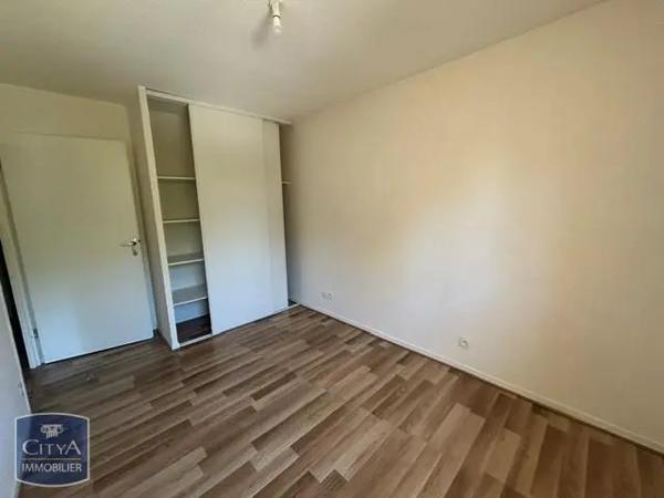Maison à louer 4 pièces 77.96m² Pamiers (09100)