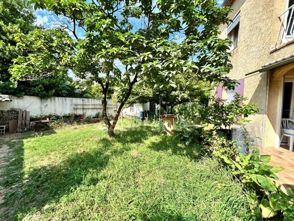 Maison à vendre 8 pièces PIERRELATTE centre-ville (26)