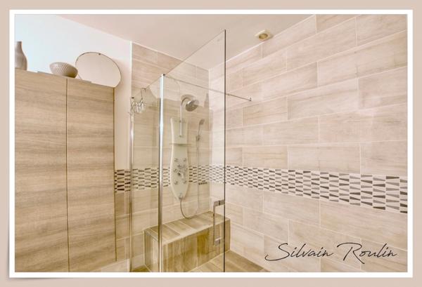 Maison à vendre 8 pièces PIERRELATTE centre-ville (26)