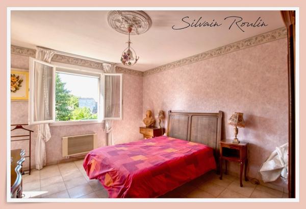 Maison à vendre 8 pièces PIERRELATTE centre-ville (26)