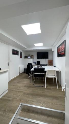 Location local commercial à Brest, 3 pièces 59.83m²