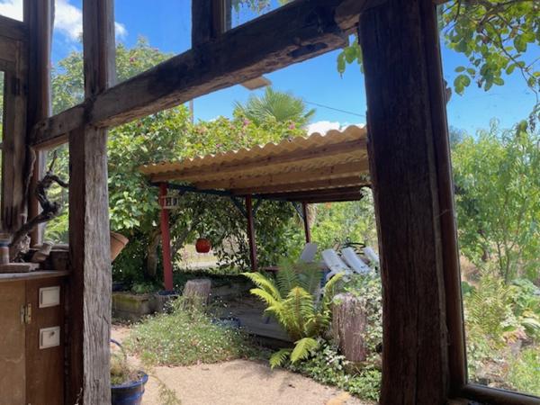 Maison à colombages restaurée sur terrain 5976 m² avec vue Pyrénées