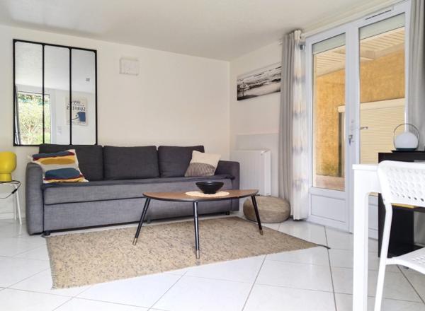 Appartement T1 bis avec terrasse, Plage des Bourdaines
