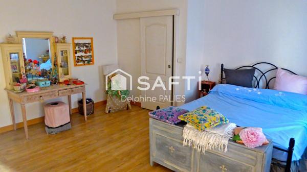 Maison 190 m² + studio 40 m² – Piscine – Toulon La Loubière