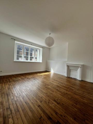 Maison à louer    4 pièces • 119 m2    Limoges