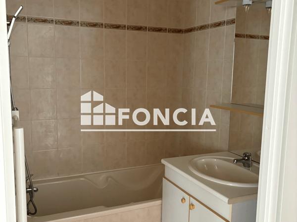 Location Appartement 2 pièces 45.6 m² - 12-14 AVENUE GEORGES POMPIDOU Toulouse 31500