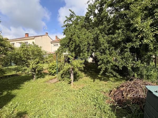 Location                                                      Maison de ville
                        
                     4 pièces                      79 m2                     à Gaillac