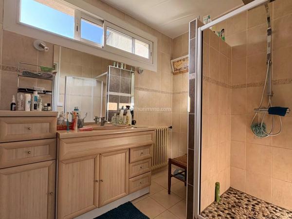 Location                                                      Maison de ville
                        
                     4 pièces                      79 m2                     à Gaillac