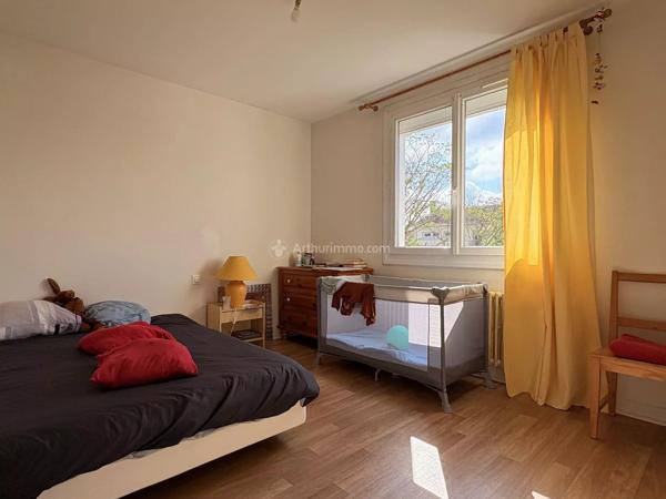 Location                                                      Maison de ville
                        
                     4 pièces                      79 m2                     à Gaillac