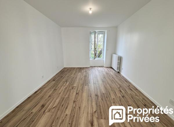Maison 4 chambres de 123.5 M2 , MEHUN SUR YEVRE