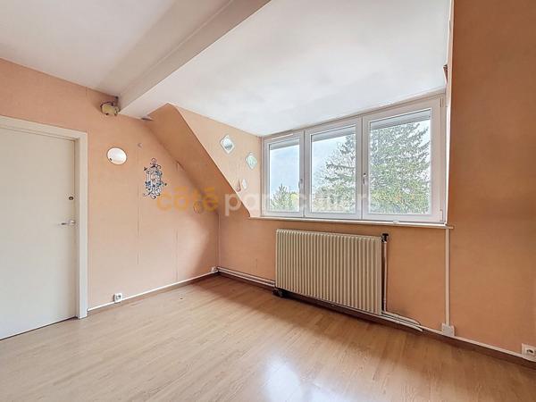 Vente Maison75 m² - 4 Pièces - LA CHAPELLE D ARMENTIERES (59930)