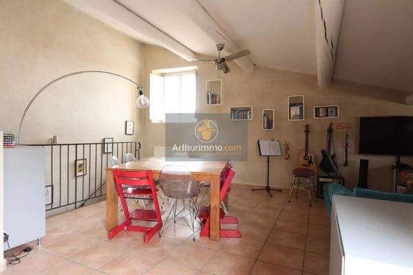 Location                                                      Appartement
                        
                     4 pièces                      94 m2                     à Apt