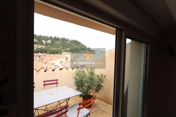 Location                                                      Appartement
                        
                     4 pièces                      94 m2                     à Apt