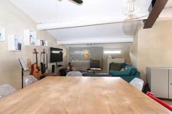 Location                                                      Appartement
                        
                     4 pièces                      94 m2                     à Apt