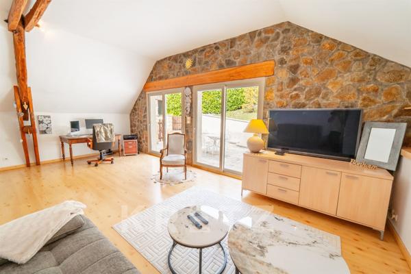 Évasion sur les Hauteurs de Chambéry, 2 maisons, jolie vue dégagée