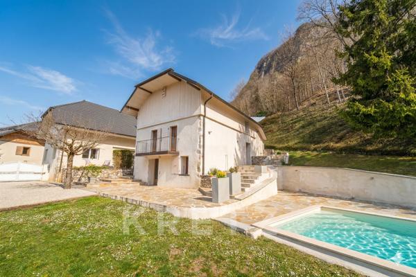 Évasion sur les Hauteurs de Chambéry, 2 maisons, jolie vue dégagée