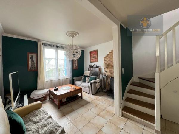 Vente                                                      Maison
                        
                     5 pièces                      125 m2                     à La Verrière